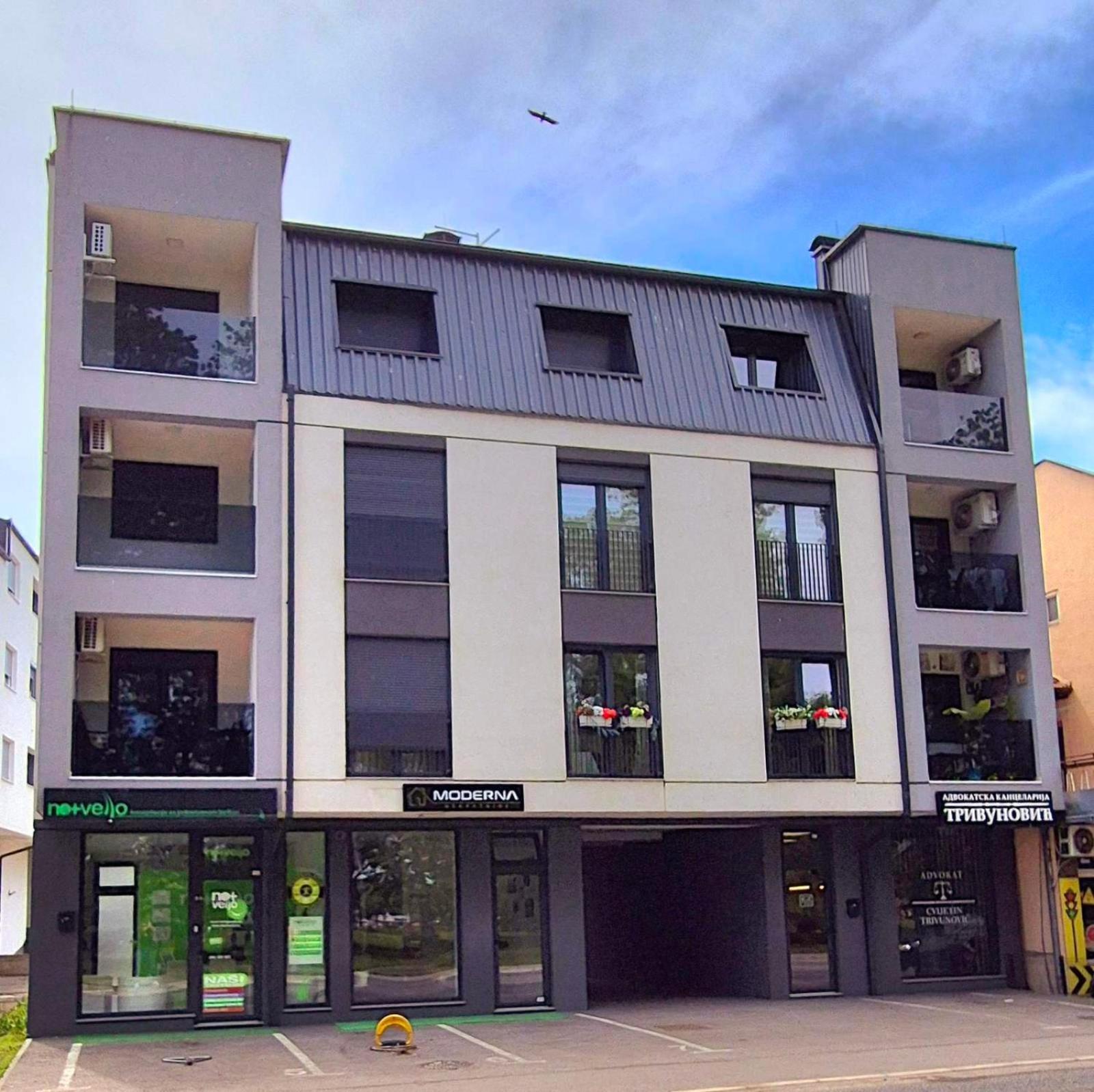 Afrika Apartment Brčko Extérieur photo